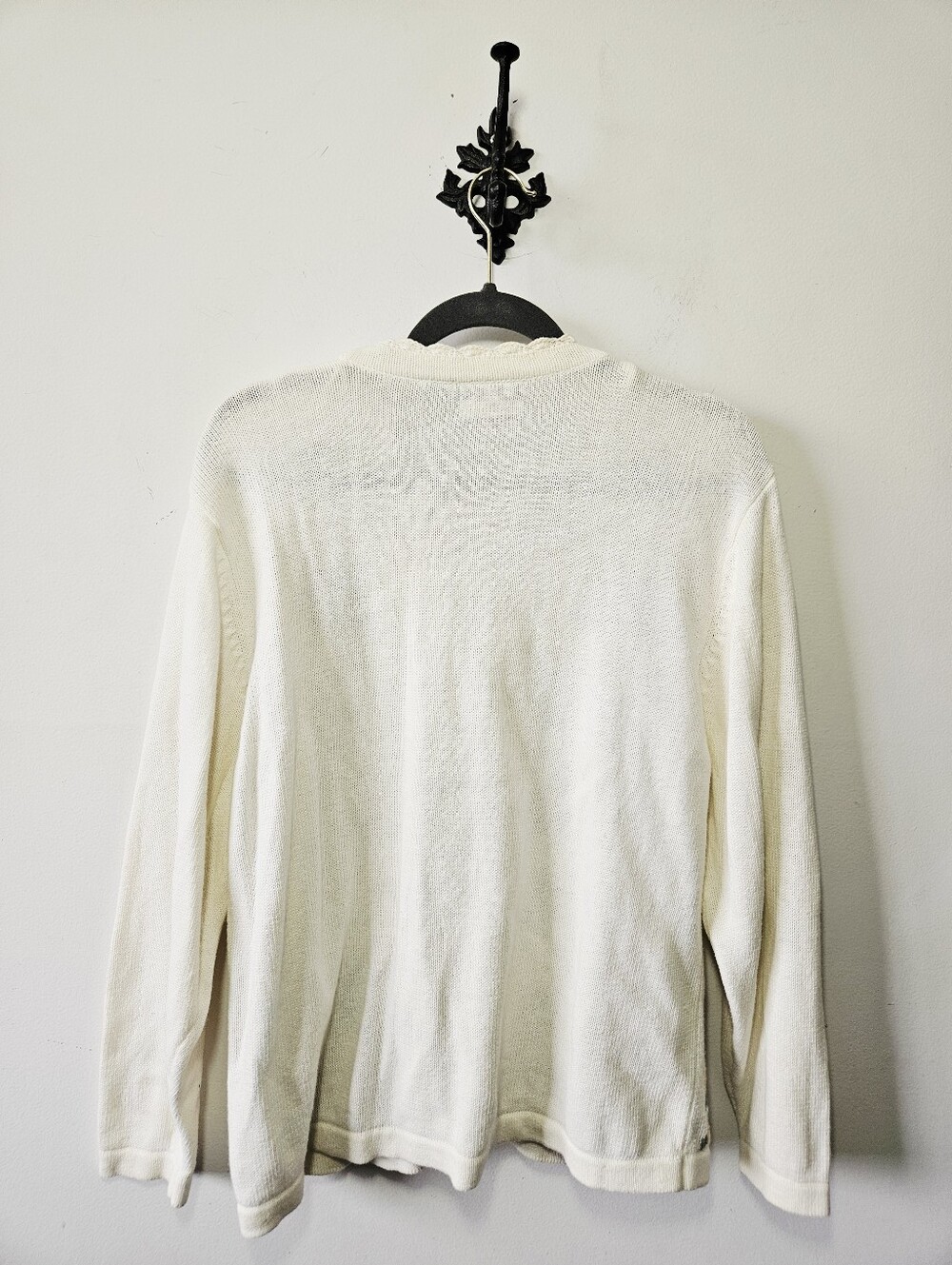 Vintage Tanjay Floral Cardigan Size M Sweater Mother Of Pearl Buttons - Picture 3 of 5